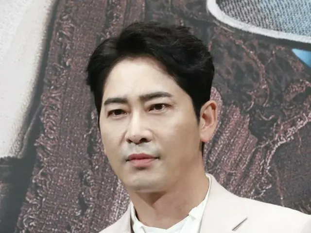韓国警察、性暴行容疑カン・ジファン の拘束令状(逮捕状)を申請