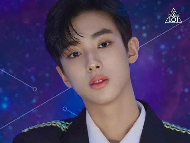 PRODUCE X 101、「生放送」進出のポスター