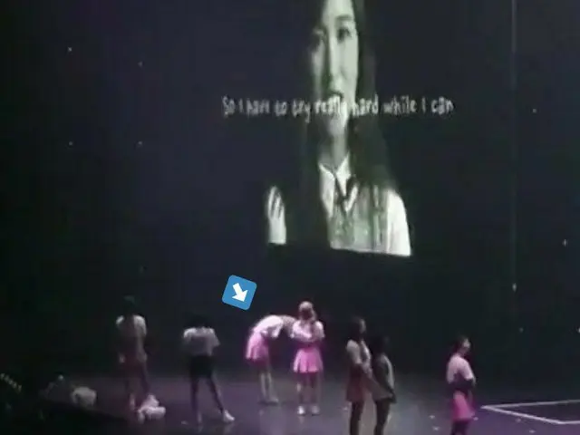 闘病中のTWICE ミナ、シンガポールコンサートに映像で登場
