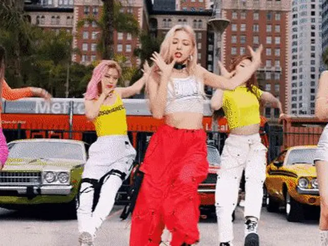 「TWICEの妹分」ITZY、深夜公開の新曲ティーザー映像
