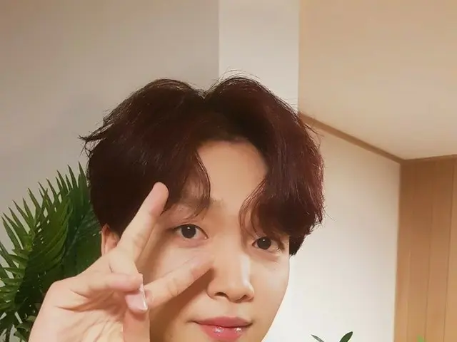 【T公式】チョン・セウン、[ #チョン・セウン] 今日も #幸運がいっぱい一日送って立てた🍀 #JEONGSEWOON #デビュー700日