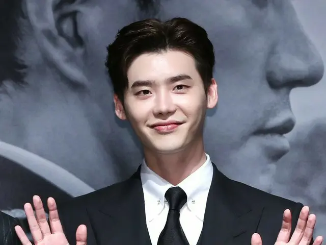 俳優イ・ジョンソク、熱愛説