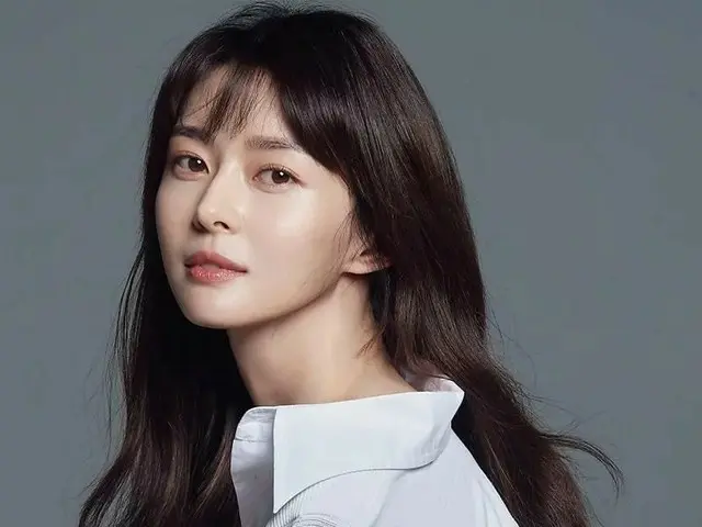 「熱愛説」の俳優イ・ジョンソク、HELLO VENUS 出身ナラ、プロフィール写真の「類似性」も話題