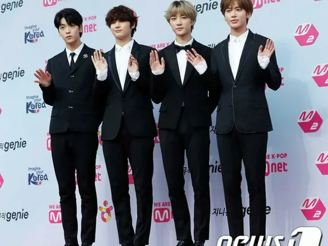 TXT、「2019 M2 X GENIE MUSIC AWARDS」レッドカーペットイベントに4人で出席
