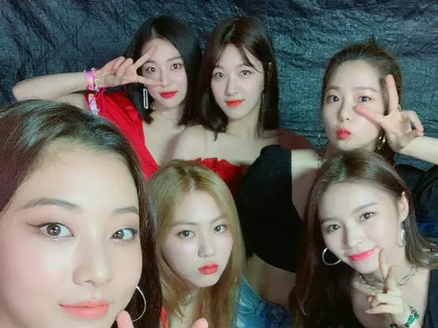 【t公式】CLC、[ #CLC] We had so much fun today at Daejeon's #WATERBOMB 2019festival❤️