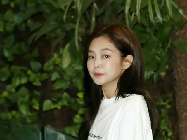 BLACKPINK ジェニー、日本へ出国中