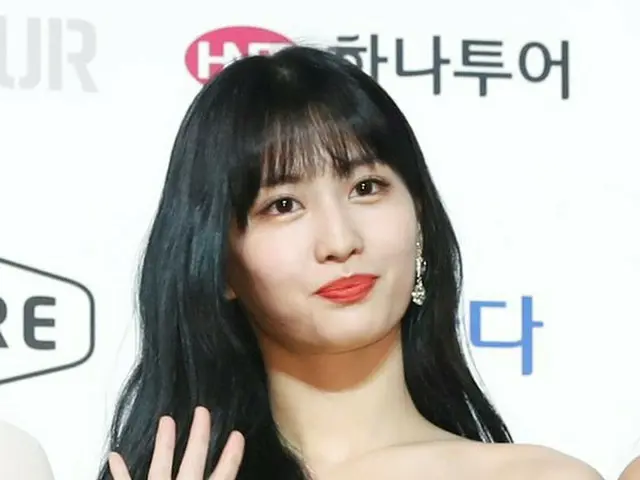 TWICE、「2019 SORIBADA BEST K-MUSIC AWARDS」1日目ブルーカーペット