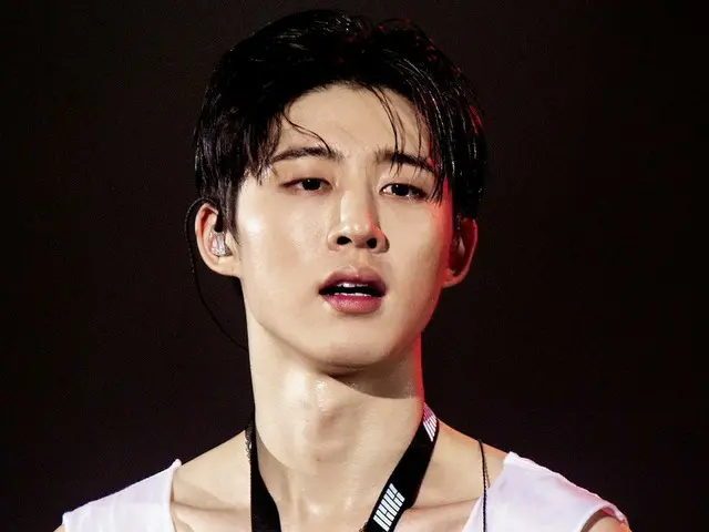 B.I、iKON 脱退をSNSで宣言。