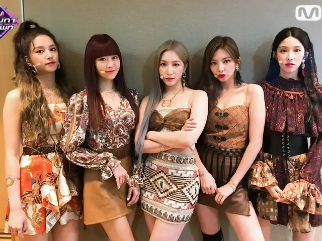 【t公式】LABOUM、RT MnetMcountdown：派手なパフォーマンスで帰ってきた女神石 #ラブムと一緒#Firework！しばらくして、6時#エムカ