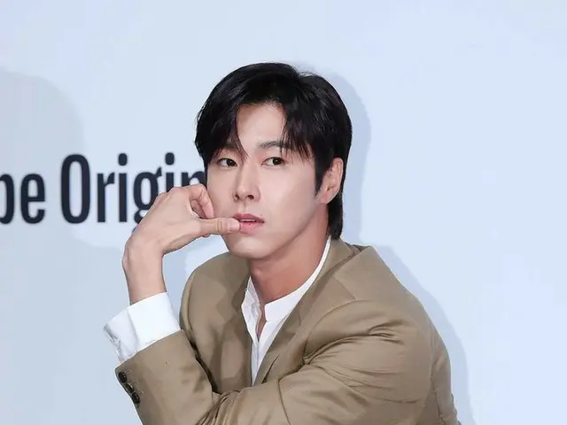 東方神起、YouTubeオリジナル「Analog Trip」制作発表会に出席