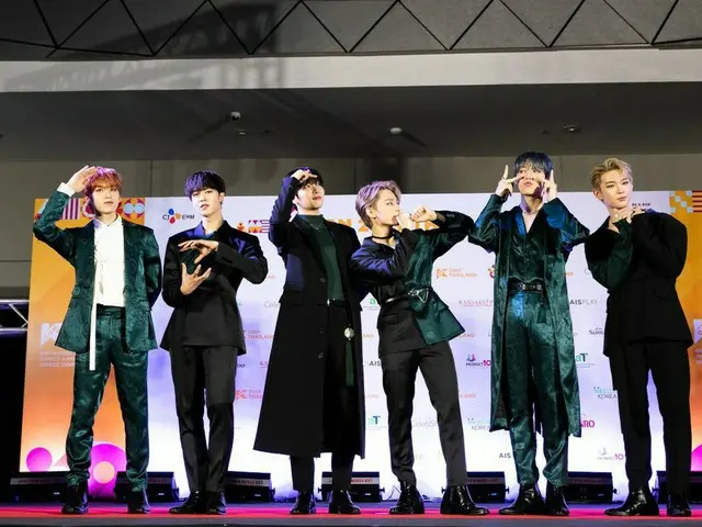 【d公式kcg】KCON、[ #KCON2019THAILAND] #ONEUS #REDCARPET official_ONEUS #KCON#KCON201