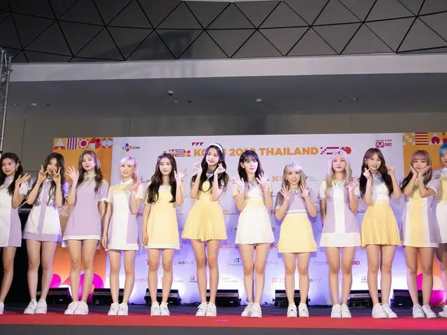 【d公式kcg】KCON、[ #KCON2019THAILAND] IZ*ONE #REDCARPET official_izone #KCON#KCON201