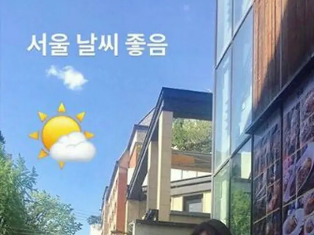 2NE1 出身DARA、ソロ活動のMinzyからプレゼント。