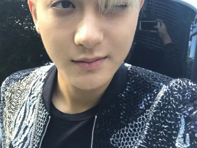 LUHAN、SNS更新。