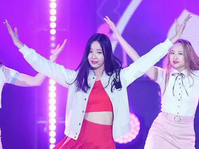 MOMOLAND ヨヌ、SBS「THE SHOW」出演。