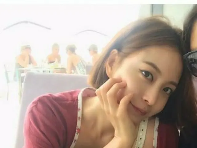 女優ハン・イェスル、SNS更新。