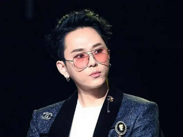 HIGHLIGHT、コンサート「CAN YOU FEEL IT ?, 2017」直前に記者会見中。