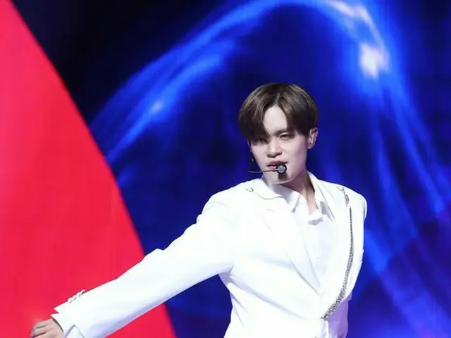 AB6IX イ・デフィ、1stアルバム「6IXENSE」発売記念ショーケース開催。