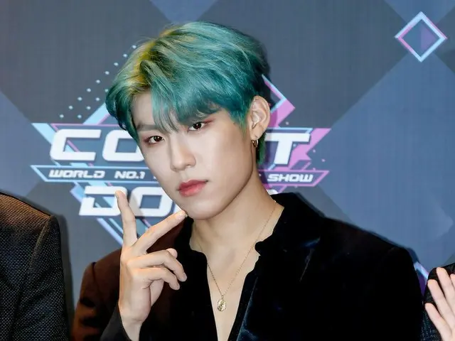AB6IX、Mnet「MCOUNTDOWN」のリハーサル前のフォトタイムに出席