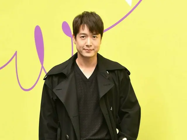 俳優チョ・ヒョンジェ、「2020 S/S Seoul Fashion Week」DOUCANショーのフォトウォールイベントに出席。