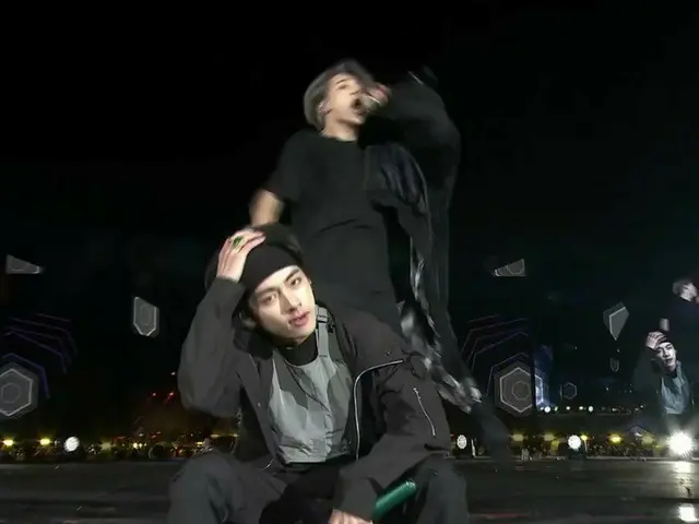 防弾少年団 V、「エアーガム」が話題