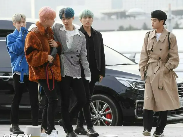 Wanna One 出身AB6IX パク・ウジン、出国途中にメンバーから「前代未聞」誕生日のお祝い
