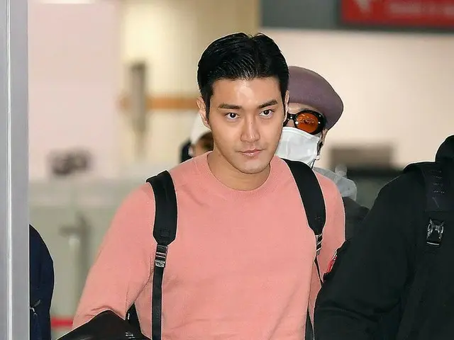 SUPER JUNIOR シウォン&ドンヘ、海外での日程を終えて韓国に帰国。
