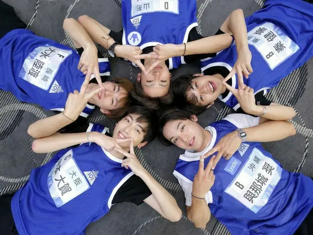 PRODUCE 101 JAPAN、公式ビジュアルブックが12/11に発売