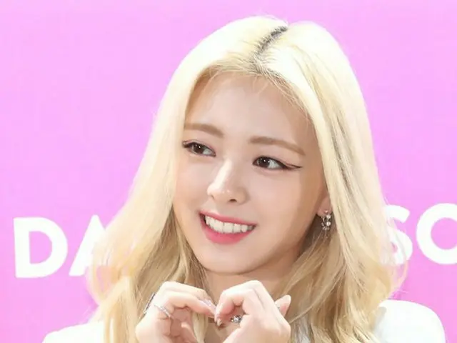 ITZY、授賞式「2019 VLIVE AWARDS」に参加中