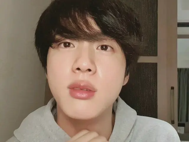 防弾少年団 JIN、生配信で「豊富なくちびる」が話題
