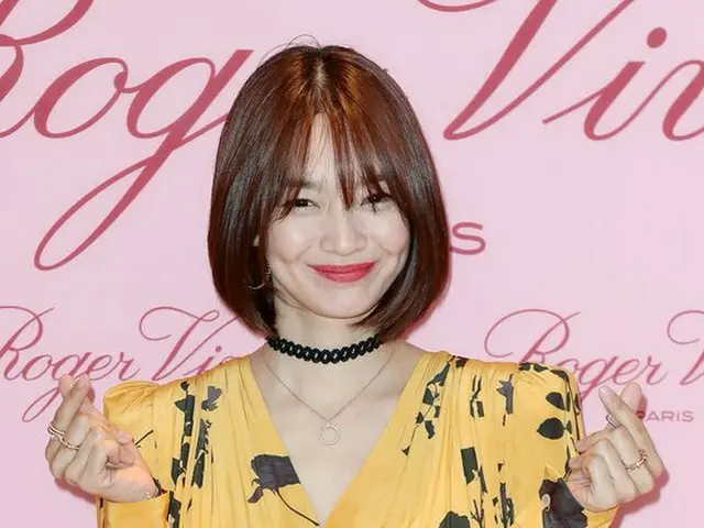 女優シン・ミナ、ROGER VIVIERフォトイベントに出席