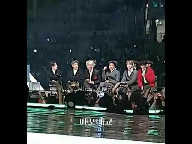 弟分のTXTの受賞に喜ぶ「防弾少年団」(#BTS)、本日の授賞式「MMA 2019」   