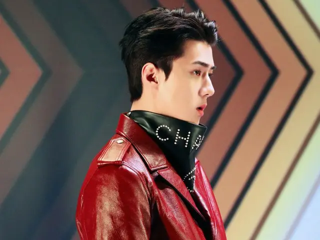 【T公式】EXO、🚨MV未公開コトドゥル大放出！🚨 EXO「Obsession」MV Behindphoto📸#SEHUN #EXO #EXO#weare
