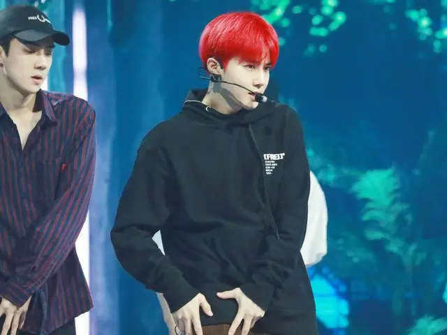 【T公式】EXO、EXO THE STAGE Rehearsal Behind Photos #SUHO📸 #EXO #EXO #weareoneEXO#EX