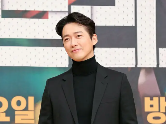 俳優ナムグン・ミン、SBS新ドラマ「ストーブリーグ」制作発表会に出席