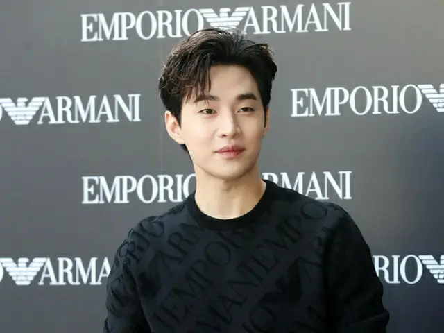 ヘンリー、EMPORIO ARMANIのイベントに出席。