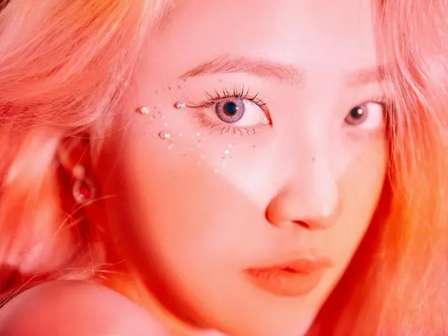 RED VELVET、「カラーコンタクトレンズ」が話題