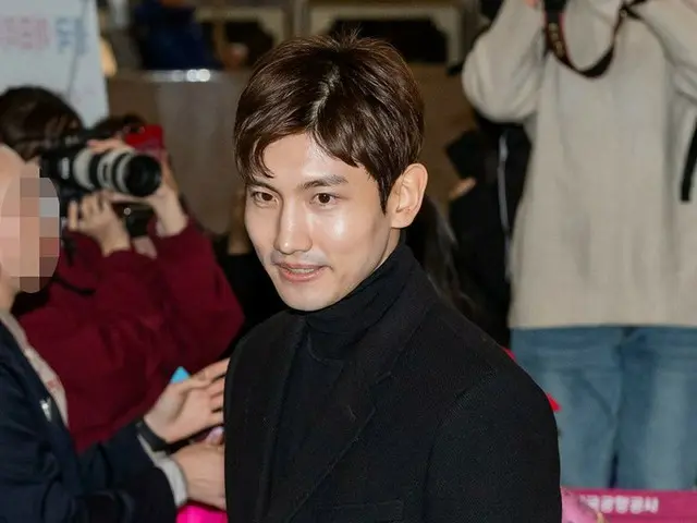 東方神起 チャンミン、日本に向けて出発