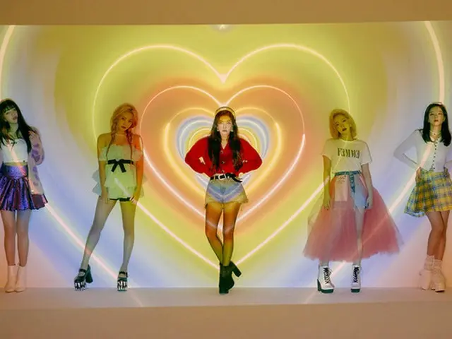 Red Velvet ウェンディ、「2019SBS歌謡大祭典」のリハーサル中に負傷し、病院で治療中のため、全員番組に不参加