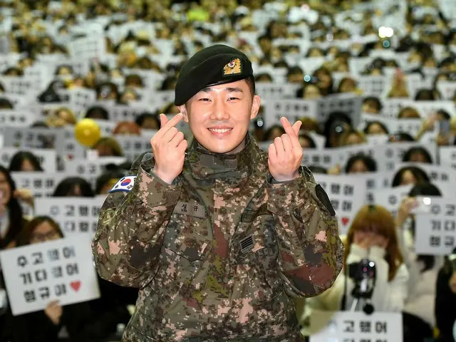 INFINITE ソンギュ、軍生活を終えて江原道高城郡の高城総合体育館で除隊式＆ファンミーティングを開催