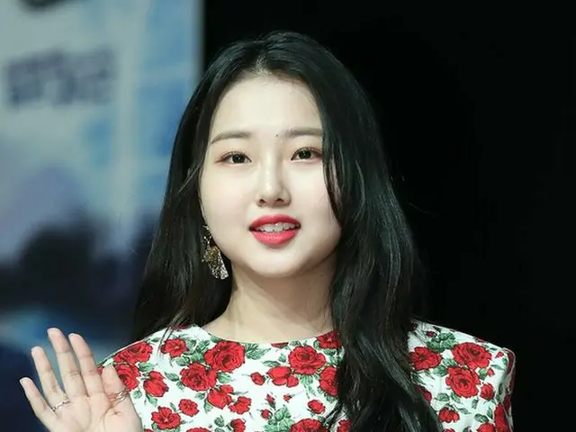 歌手Kriesha Chu、整形説を否定