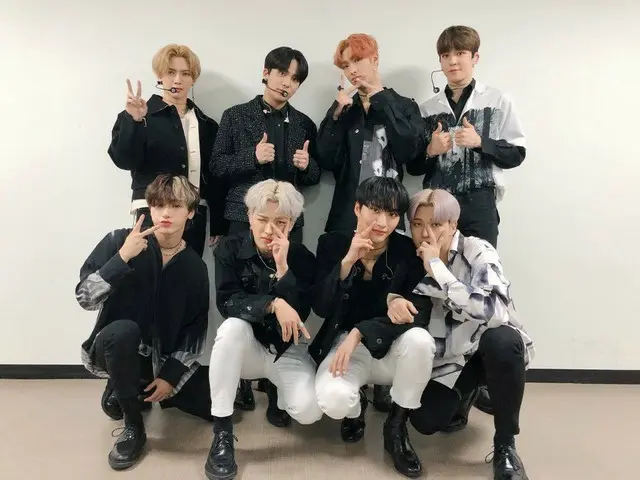 【T公式】ATEEZ、[📷] TODAY ATEEZ 蜂蜜餅食べようlike a旧正月🍯🎶 アンサーティーズも韓服ティーズもすべて最高🙌#TODAY_A