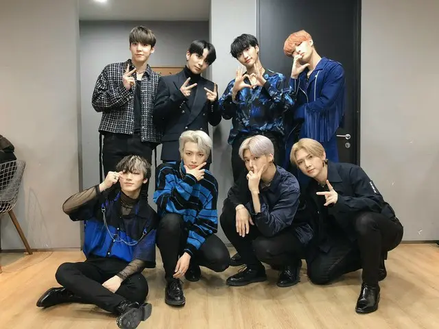 【T公式】ATEEZ、[📷] TODAY ATEEZ ブルーいじめと一緒に土曜日💙🖤 週末にも燃えて炎のように🔥 #TODAY_ATEEZ #ATEEZ