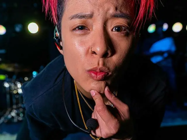 【g公式】f(x)_出身 Amber、Deciding if i should get boba after soundcheck... WHOS READY 