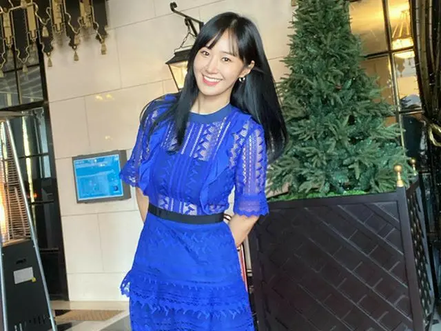 【公式g】少女時代_ユリ、세상 가장 당신다운 아름다움, 새롭게 다시 시작하는 클라랑스 초대해줘서 고마워 💙 #나다운아름다움찾아서 clarinsk