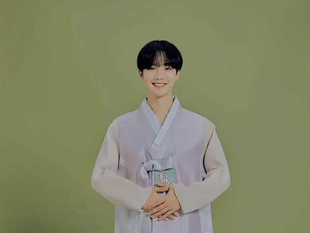 【T公式】AB6IX、[ #AB6IX /📷]幸せな正月ください！ (Seollal Greeting 2020)