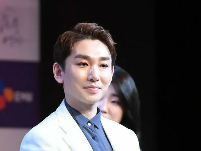 俳優キム・ホヨン、同性へのセクハラ容疑について嫌疑なし処分に