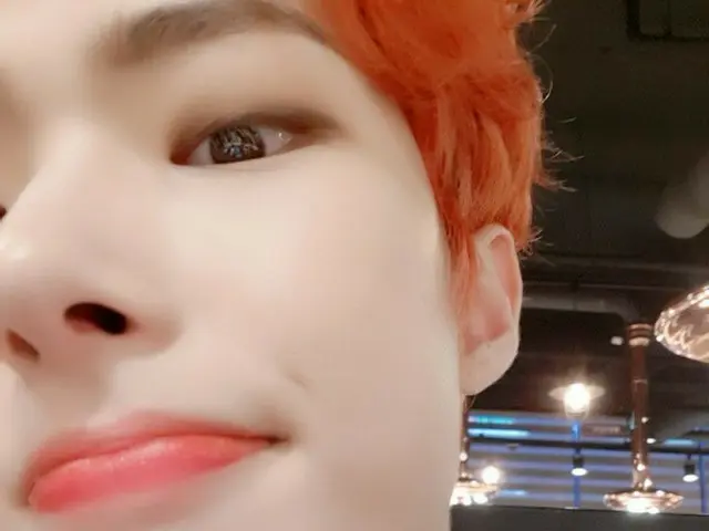 【T公式】ATEEZ、[ #ミンギ]今日二苦労sこのティーニ 分かり？マスク必ずはめて持ち歩く〜！ 大好き♡ #ATEEZ #ATEEZ