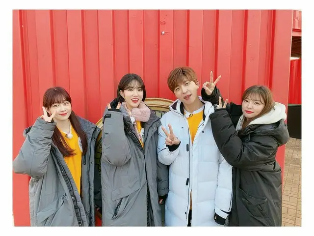 【t公式】LABOUM、[ #LABOUM]今週末の朝にもSBS Plus「良い友達」を通じて油井、ジエン、翌と一緒にい❤私たちLABOUMチーム1などしにして