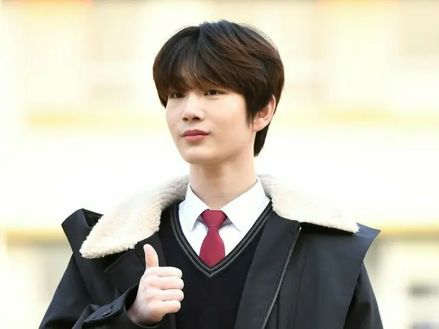 「 PRODUCE X 101 」出演の チュ・チャンウク、キョンソン高校の卒業式に出席